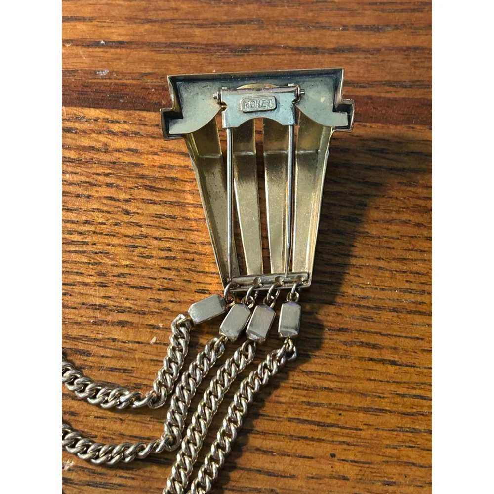 Monet Monet Gold Tone Chatelaine Duet Fur Clip - Picture 6 of 7